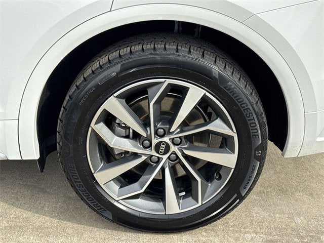 2022 Audi Q5 S line Premium Plus