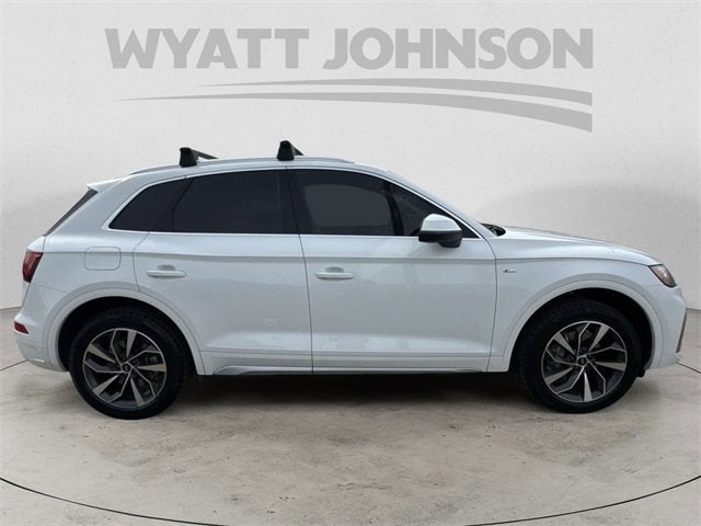 2022 Audi Q5 S line Premium Plus