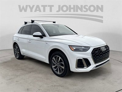 2022 Audi Q5 S line Premium Plus